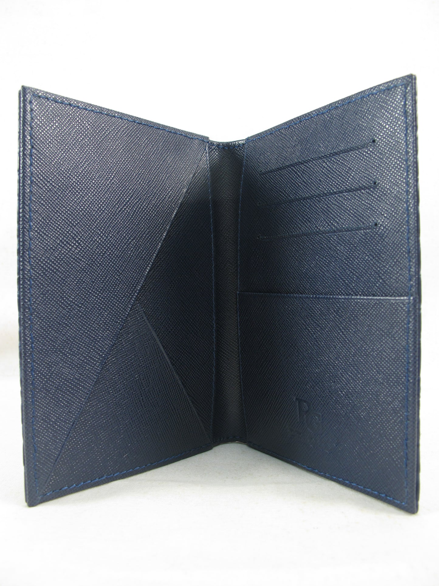 Genuine Crocodile Belly Skin Leather Luxury Passport & Card Holder Wallet