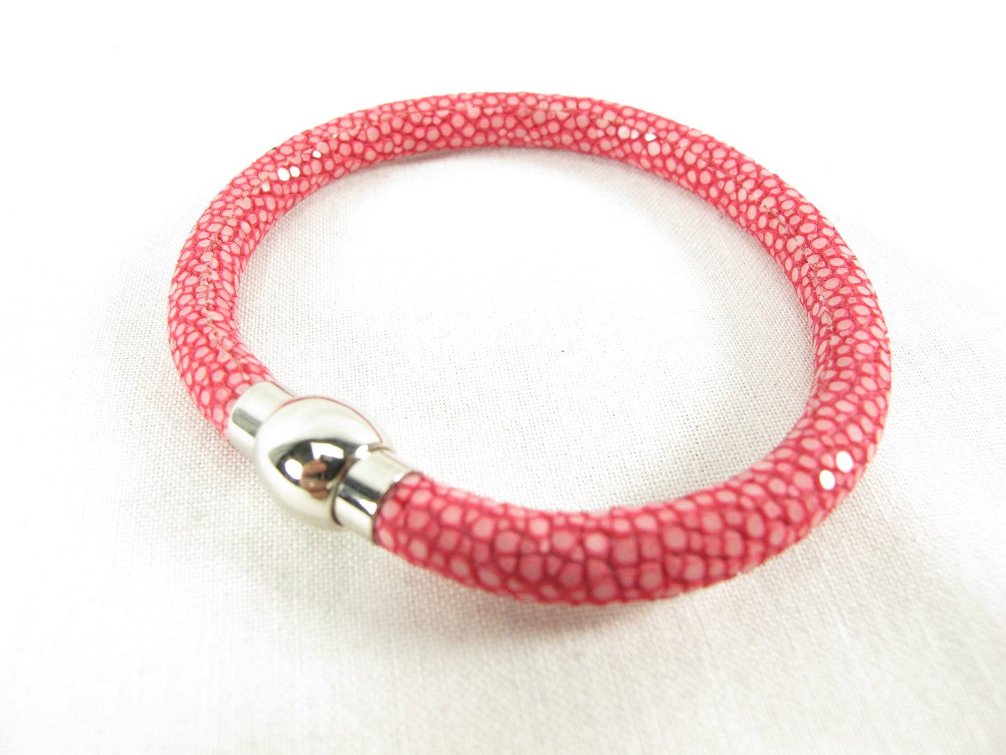 Genuine Polished Stingray Skin Leather Magnetic Bracelet