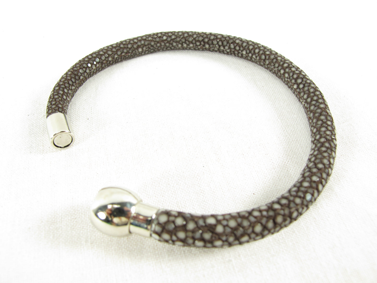Genuine Polished Stingray Skin Leather Magnetic Bracelet