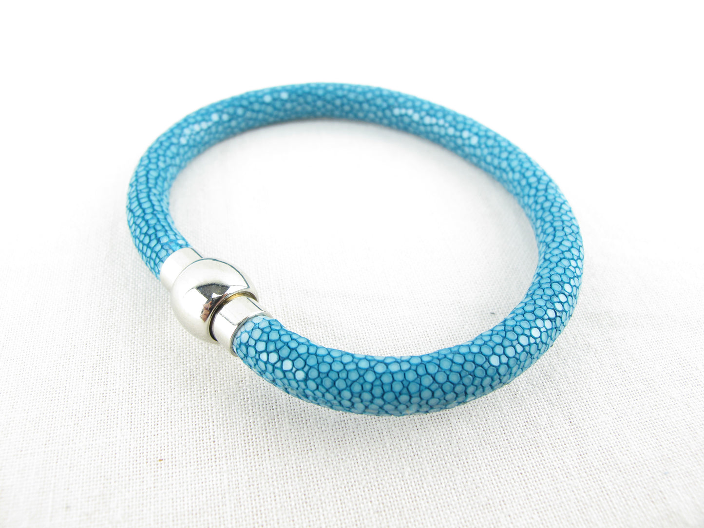 Genuine Polished Stingray Skin Leather Magnetic Bracelet