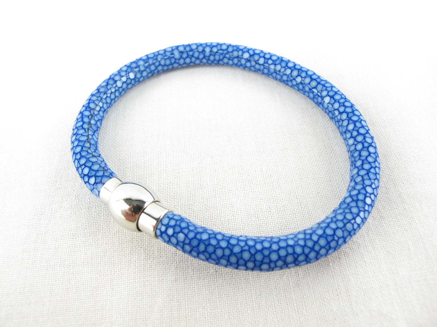 Genuine Polished Stingray Skin Leather Magnetic Bracelet