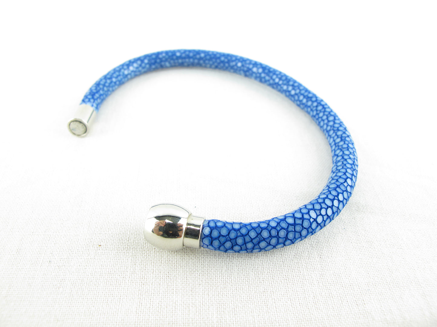 Genuine Polished Stingray Skin Leather Magnetic Bracelet