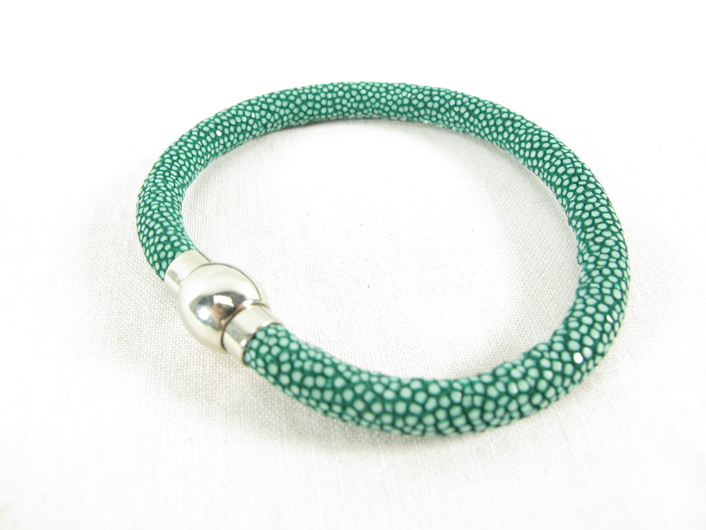 Genuine Polished Stingray Skin Leather Magnetic Bracelet