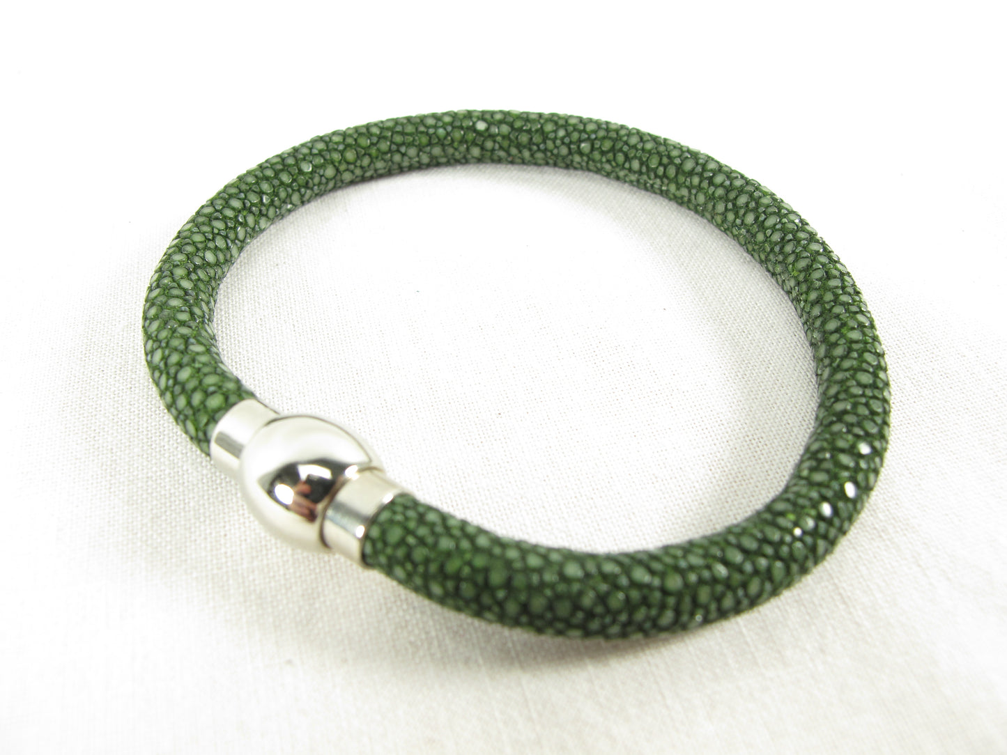 Genuine Polished Stingray Skin Leather Magnetic Bracelet