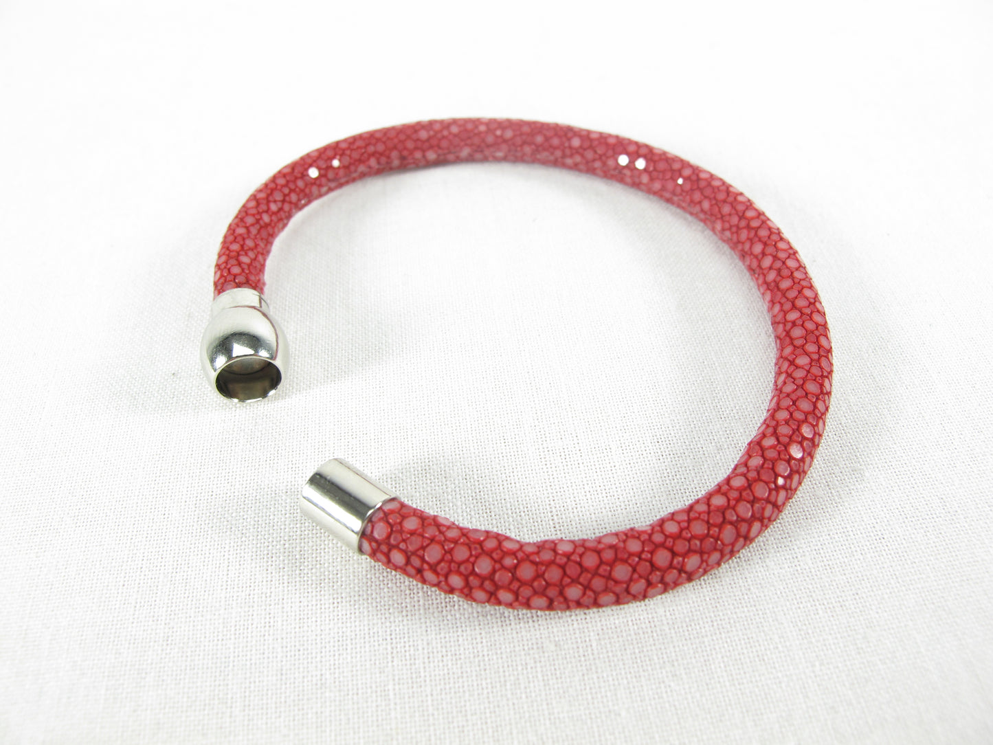 Genuine Polished Stingray Skin Leather Magnetic Bracelet