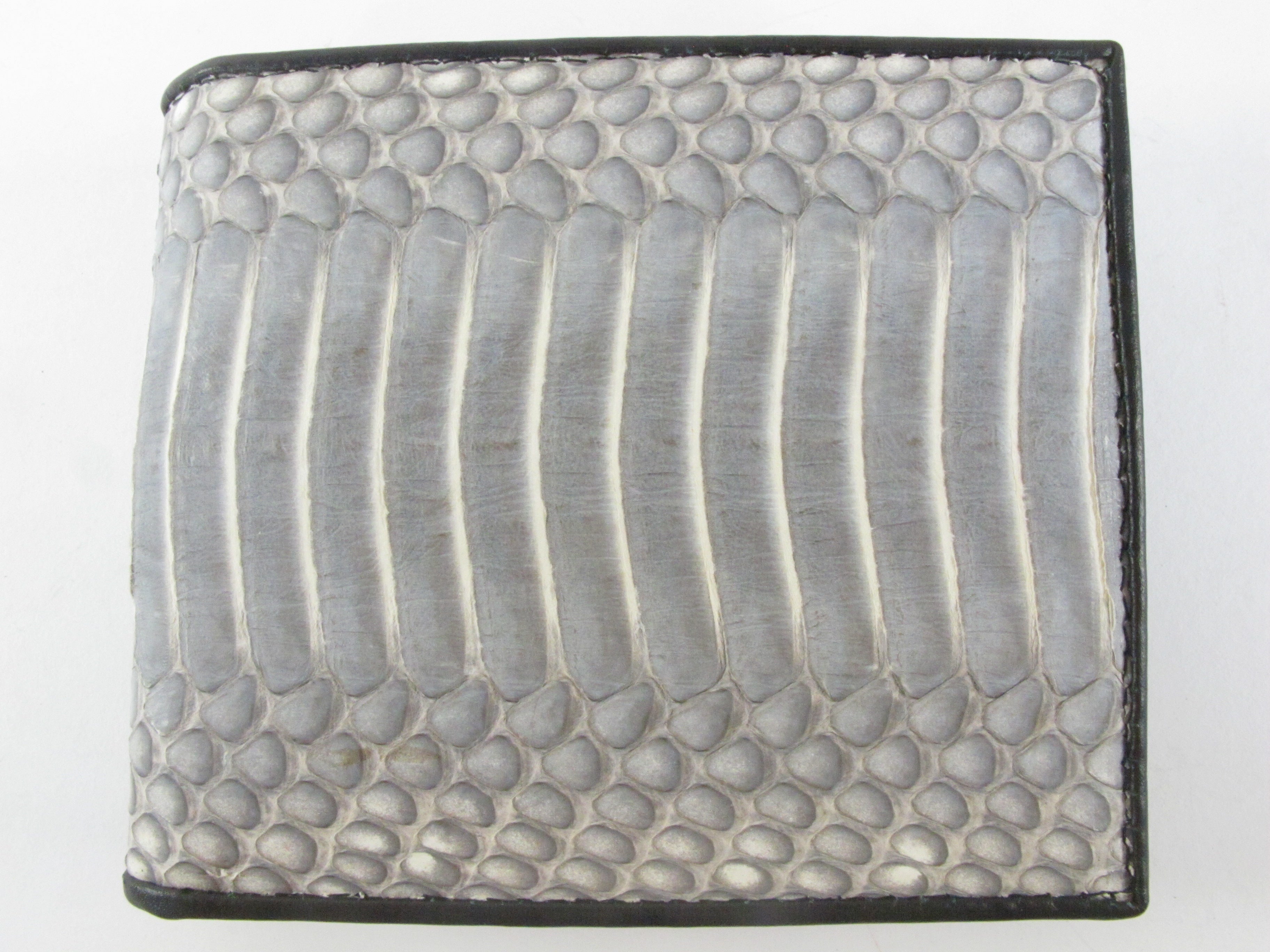 Genuine Cobra Snake Belly Skin Leather Bifold Wallet – PELGIO