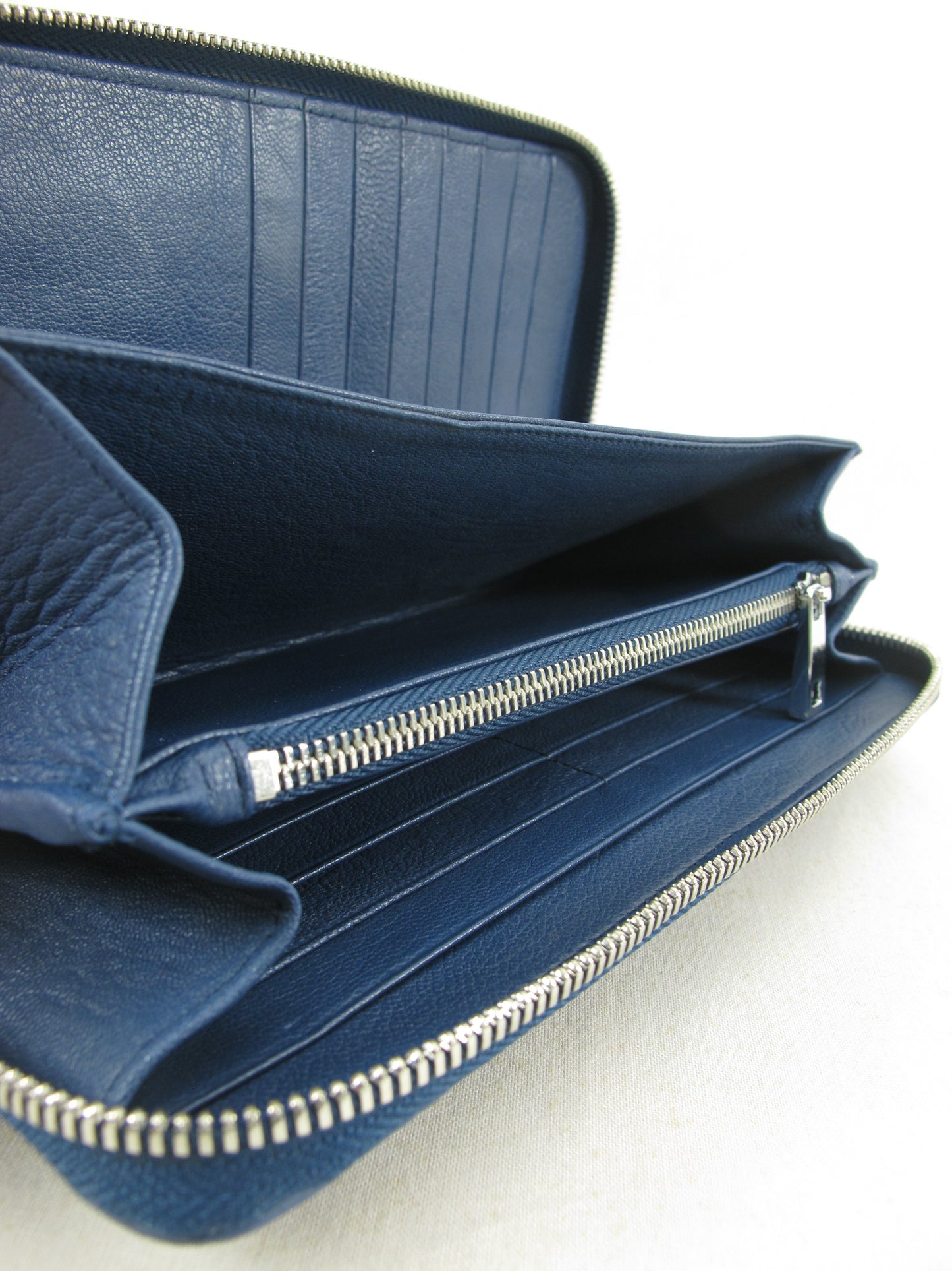 Genuine Crocodile Tail Skin Leather Large Zip Around Clutch Wallet Purse