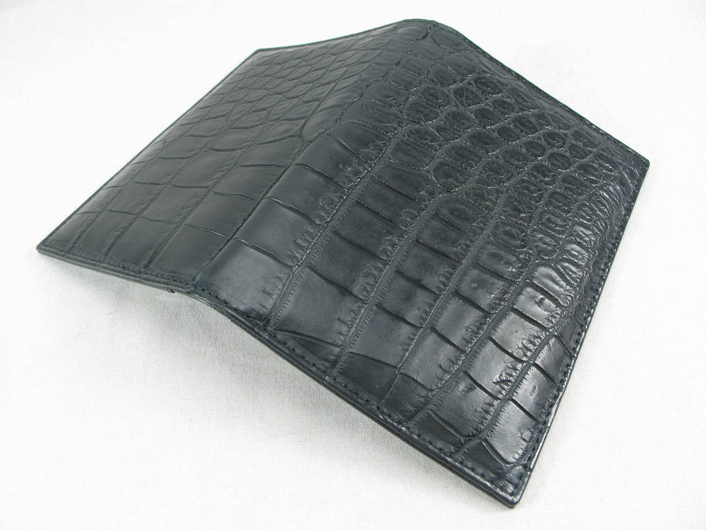 Genuine Crocodile Belly Skin Leather Luxury Passport & Card Holder Wallet