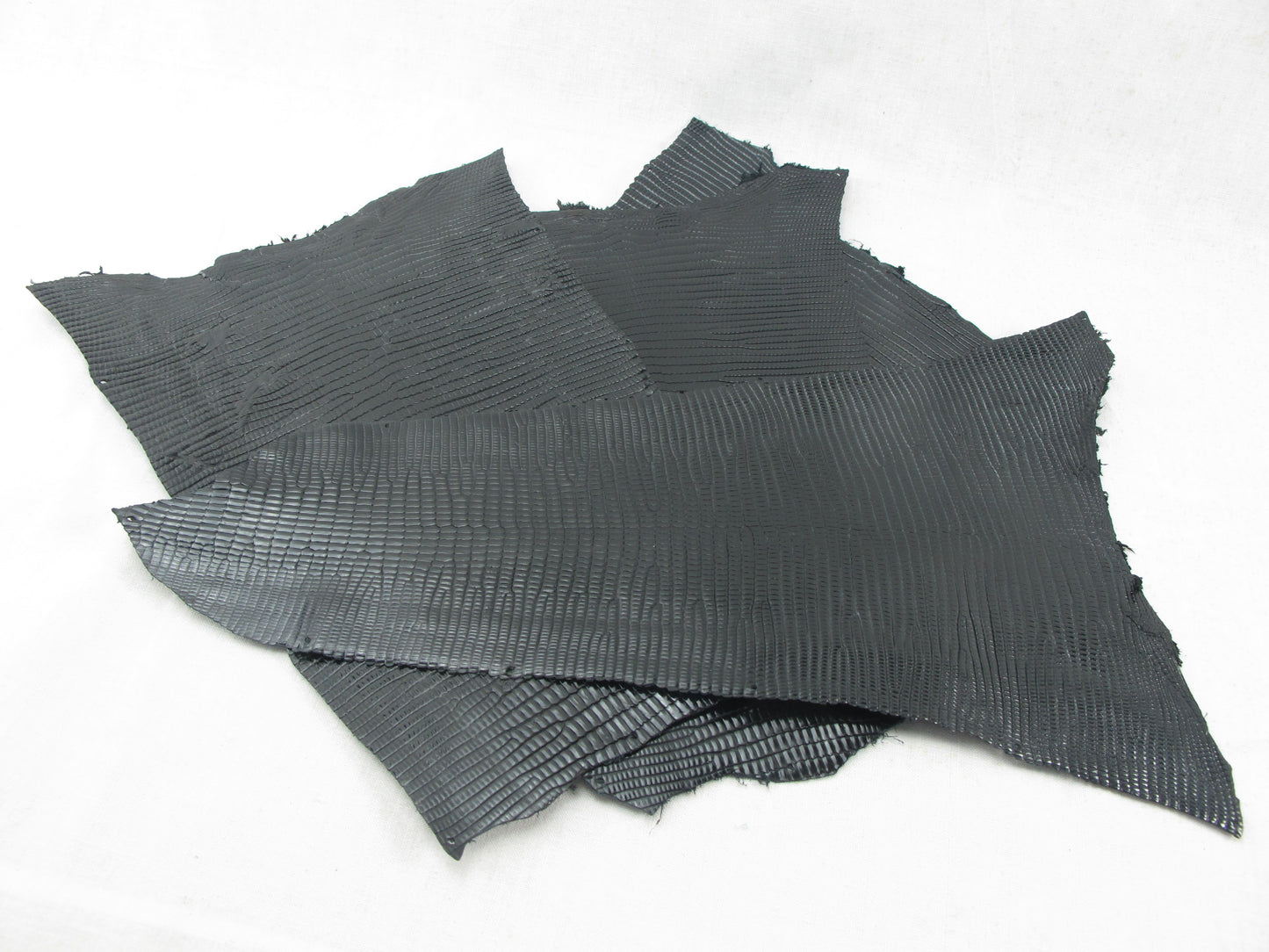 Genuine Lizard Skin Leather Scraps Hide Pelt 100 grams