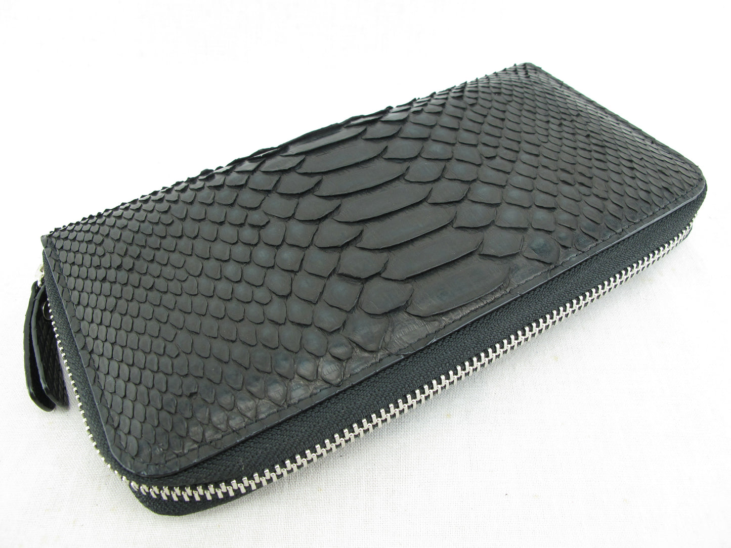 Genuine Python Belly Skin Leather Zip Around Clutch Wallet Purse