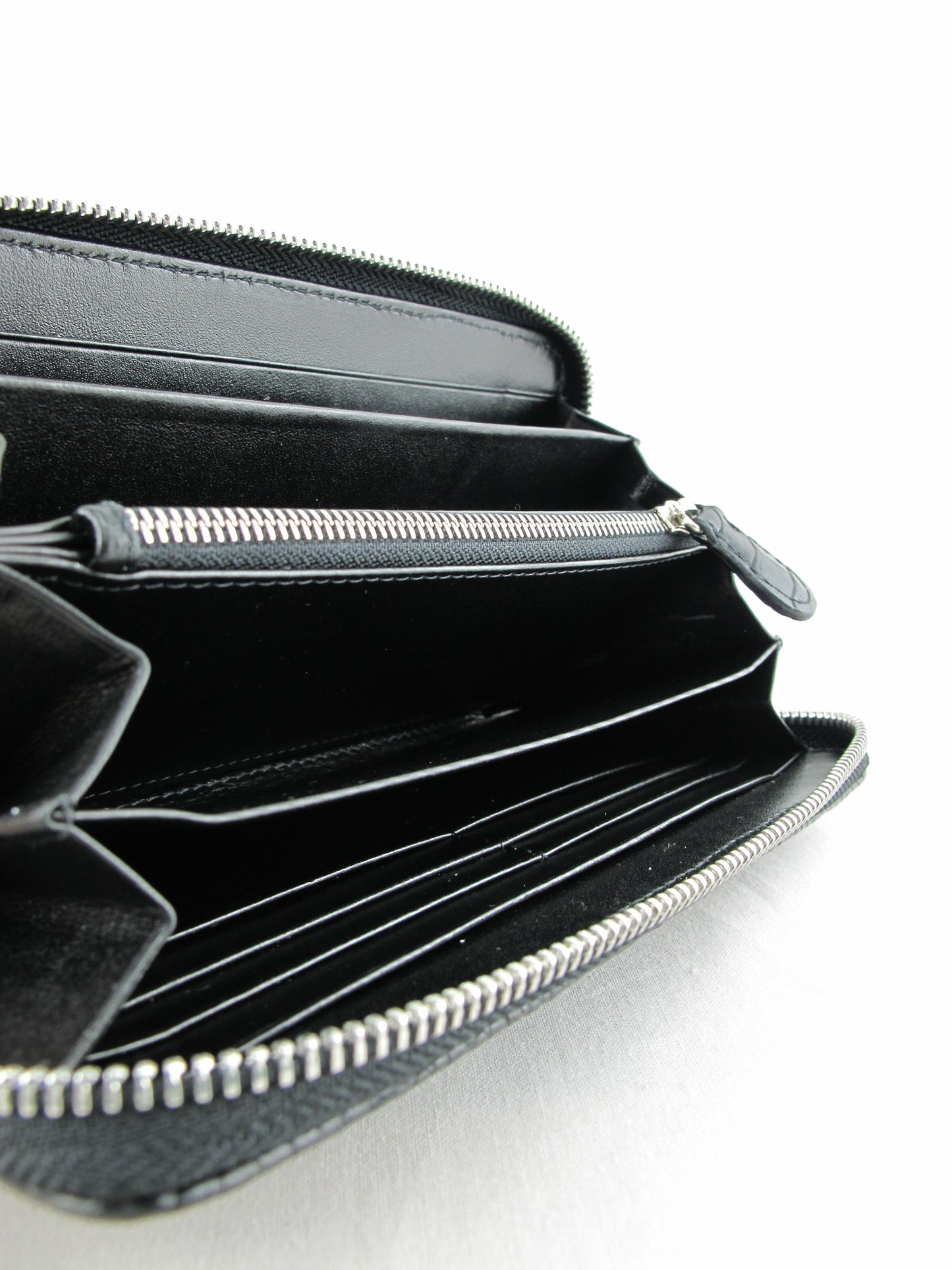 Genuine Reticulated Python Belly Skin Leather Zip Around Clutch Wallet Purse