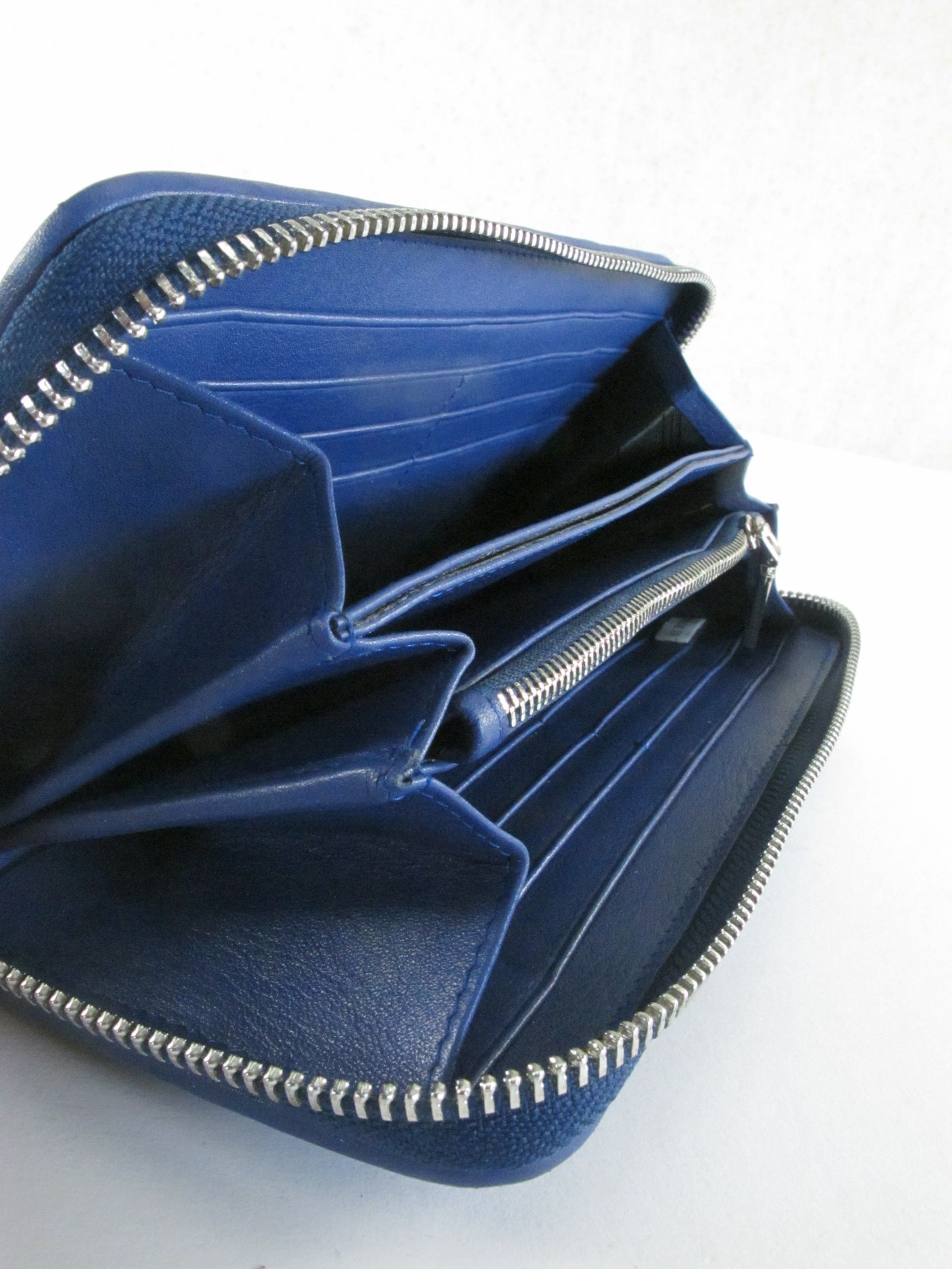 Genuine Polished Stingray Skin Leather Intrecciato Handmade Zip Around Clutch Wallet Purse