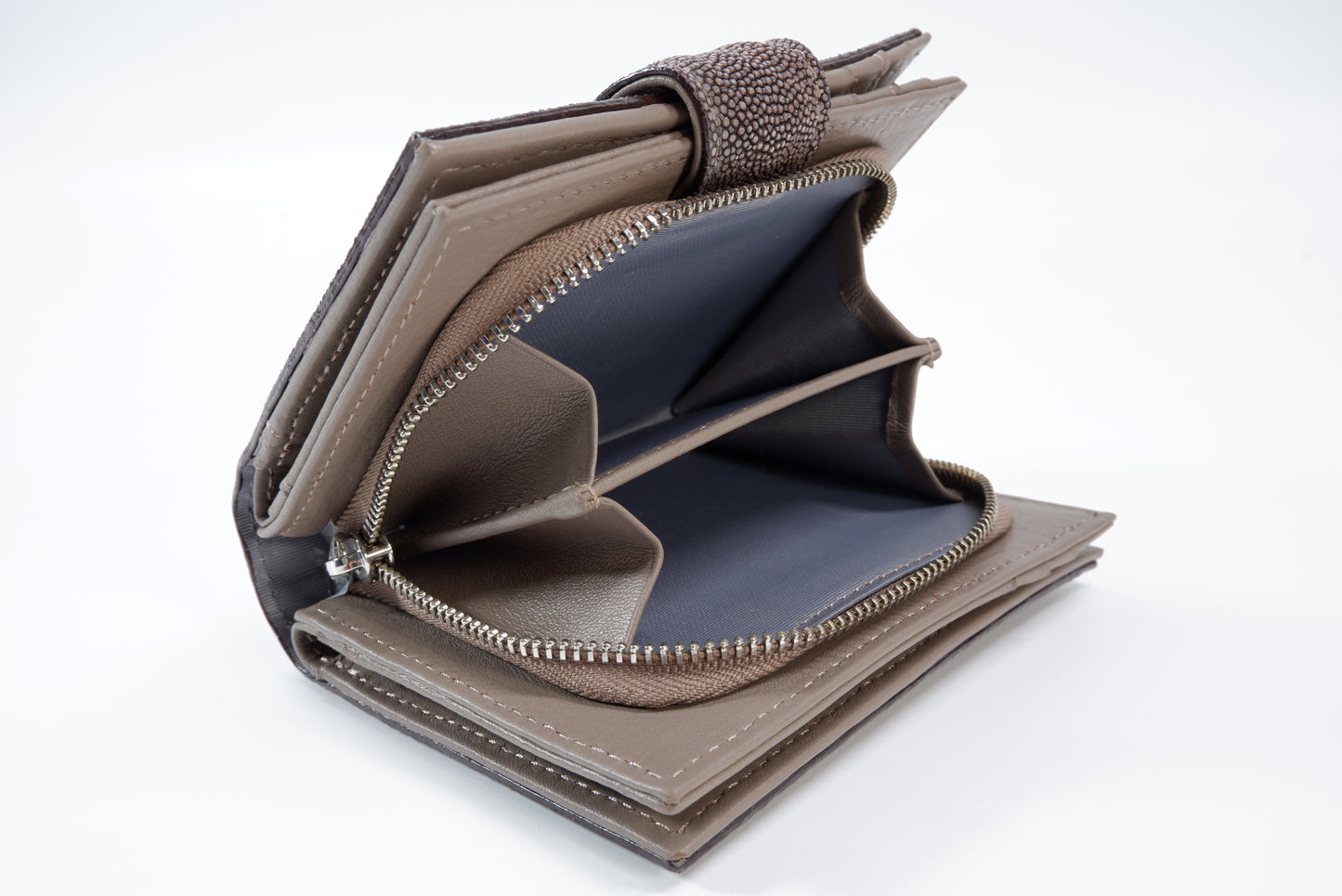 Genuine Stingray Skin Leather Diamond Embossed Medium Clutch Wallet Zip Coins Purse