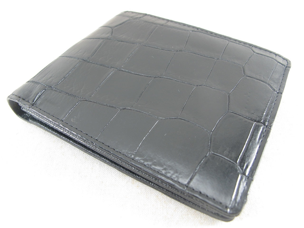Genuine Crocodile Belly Skin Leather Luxury Bifold Wallet